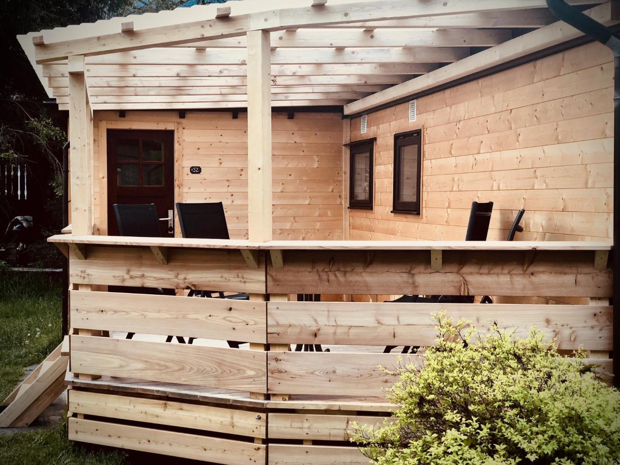 Campsite Mountainview Lodge: Alpine With Pool And Sauna Access