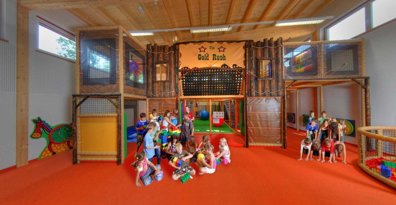 Mountainview Lodge: Alpine With Pool And Sauna Access