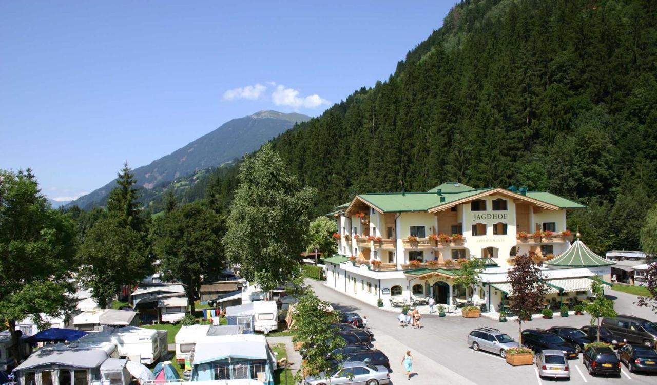 Mountainview Lodge: Alpine With Pool And Sauna Access Campsite